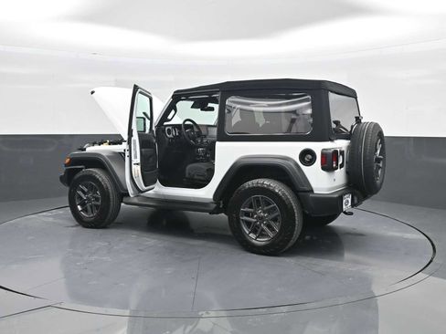 Used 2024 Jeep Wrangler Sport AWD/4WD image 43
