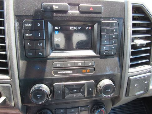 Used 2021 Ford F550 2WD Crew Cab Super Duty image 31