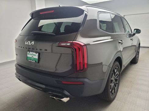 Used 2022 Kia Telluride SX w/ Nightfall Edition Package AWD/4WD image 9