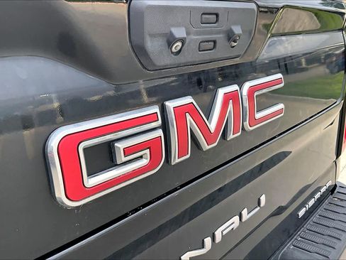 Used 2022 GMC Sierra 3500 Denali w/ Denali Ultimate Package AWD/4WD image 29