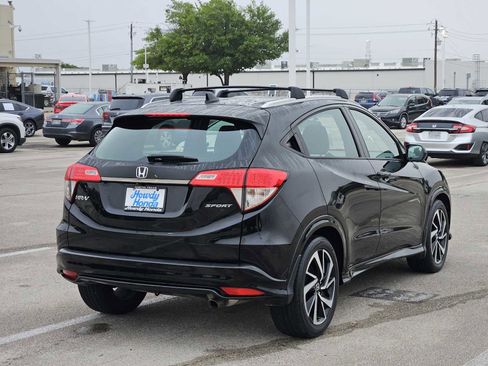 Used 2019 Honda HR-V Sport image 6