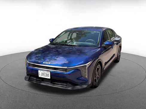 Used 2025 Kia K4 LXS image 7