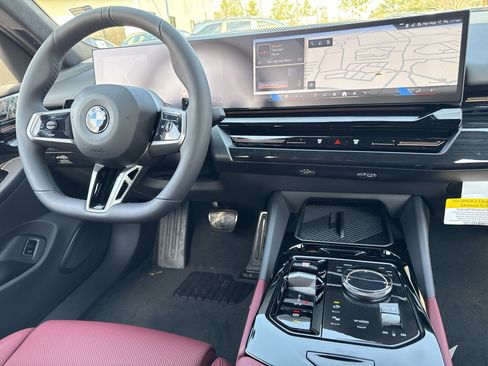 New 2026 BMW 530i 530i w/ M Sport Package image 3