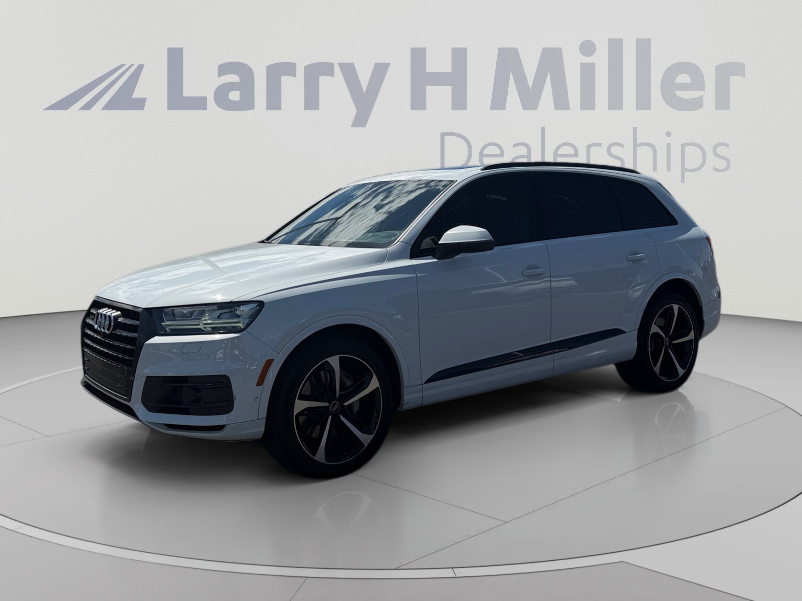 Used 2019 Audi Q7 3.0T Prestige w/ Prestige Package AWD/4WD image 1
