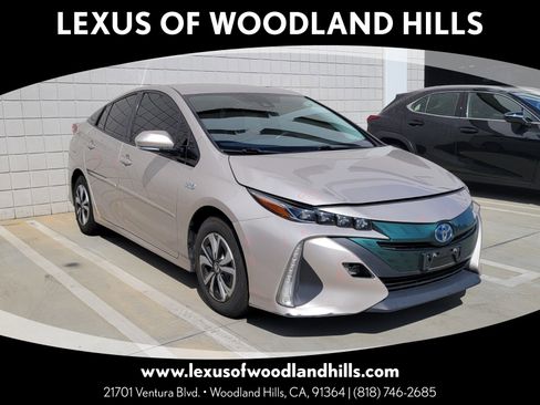 Used 2018 Toyota Prius Prime Premium w/ Carpet Mat Package image 1