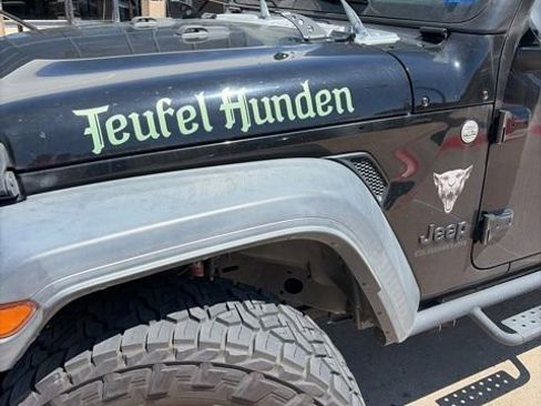 Used 2020 Jeep Gladiator Sport w/ Quick Order Package 24S image 7