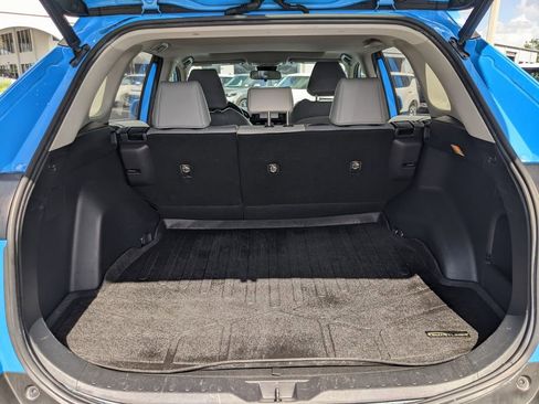 Used 2019 Toyota RAV4 XLE Premium image 12