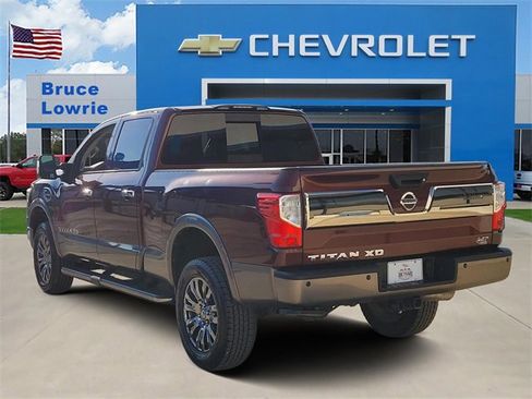 Used 2016 Nissan Titan Platinum Reserve image 4