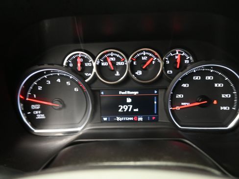 Used 2021 Chevrolet Suburban LT image 15