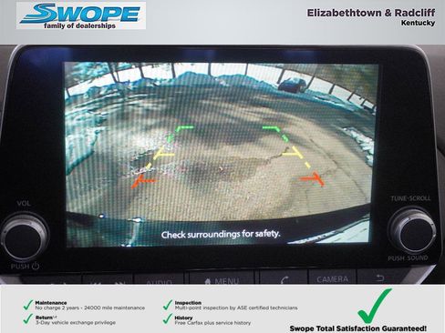 Used 2025 Nissan Sentra SV image 21