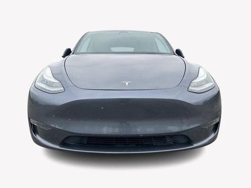 Used 2020 Tesla Model Y Performance image 9