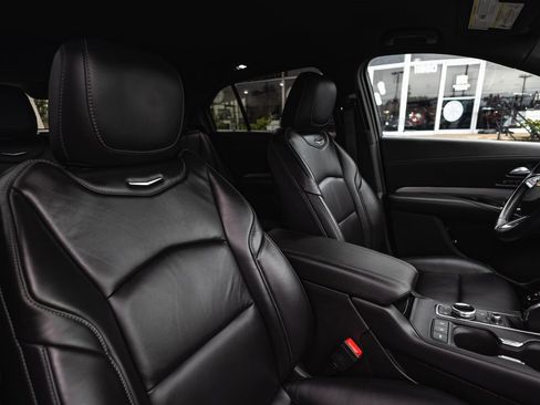 Used 2023 Cadillac XT4 Premium Luxury image 30