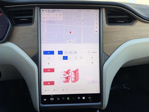 Used 2020 Tesla Model S Long Range Plus image 18