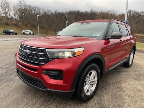 Used 2020 Ford Explorer XLT w/ Comfort Package image 7