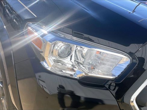 Used 2023 Toyota Tacoma SR5 image 32