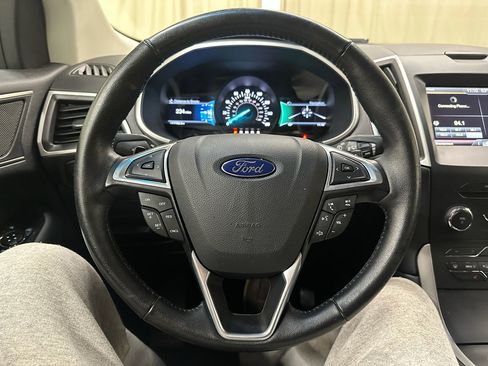 Used 2015 Ford Edge SEL w/ Equipment Group 201A image 25