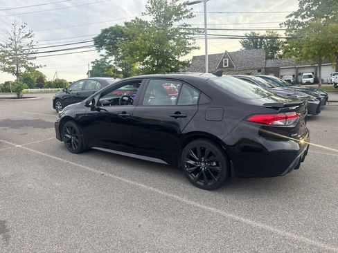 Used 2023 Toyota Corolla SE FWD image 9