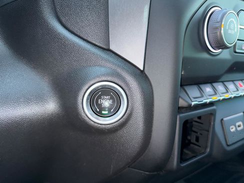 Used 2022 Chevrolet Silverado 1500 Custom image 25