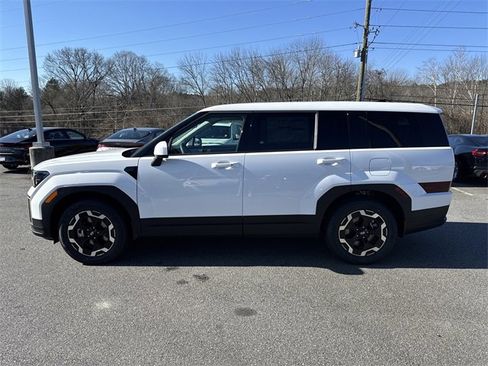 New 2026 Hyundai Santa Fe SE image 4