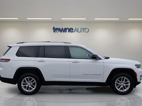 Used 2022 Jeep Grand Cherokee L Laredo w/ Luxury Tech Group I image 6