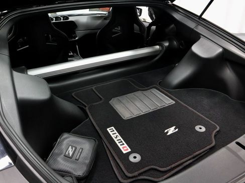 Certified 2024 Nissan Z NISMO w/ Floor Mat Package image 15