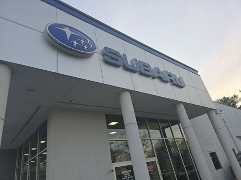 Used 2025 Subaru Forester Limited image 11