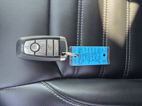 Used 2023 Ford Edge SEL w/ Convenience Package image 32