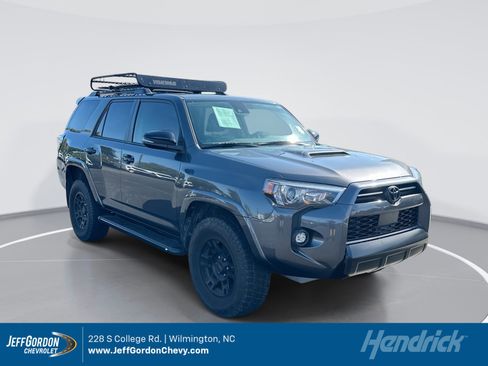 Used 2021 Toyota 4Runner Venture w/ Moonroof Package AWD/4WD image 1