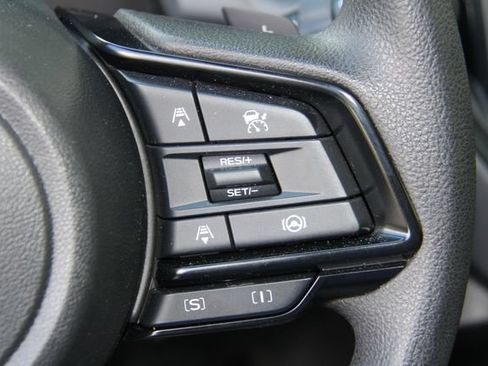 Used 2026 Subaru Crosstrek 2.5i Premium AWD/4WD image 24