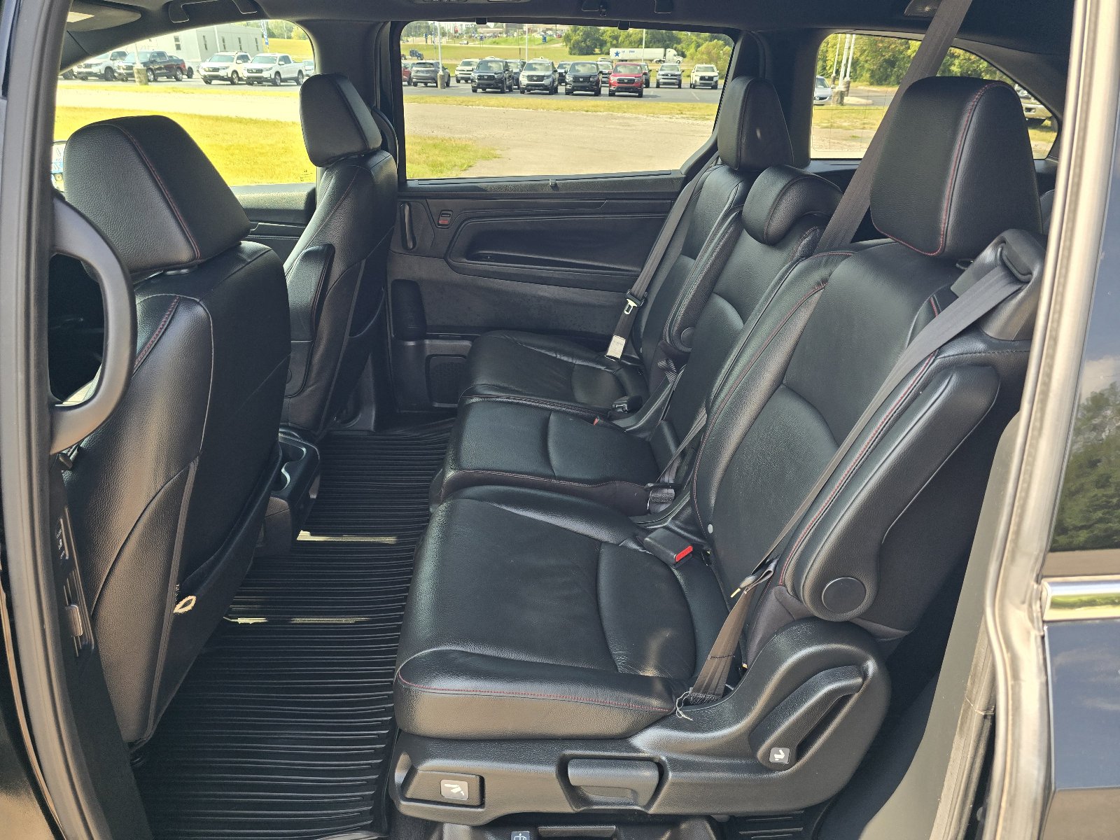 Used 2023 Honda Odyssey Sport image 12