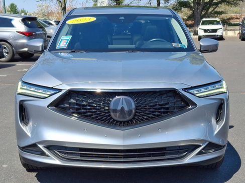 Used 2023 Acura MDX SH-AWD w/ Technology Package image 2