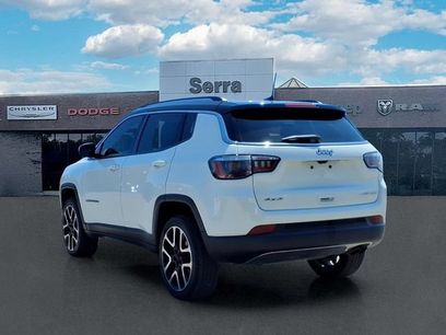 Used 2018 Jeep Compass Limited w/ Navigation Group