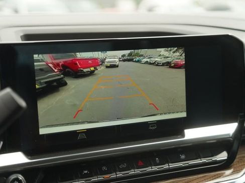 Used 2023 Chevrolet Silverado 1500 LT AWD/4WD image 27