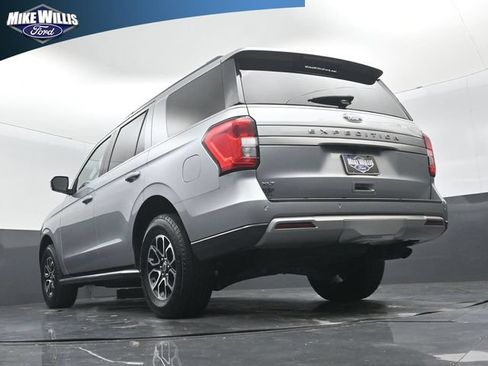 Used 2023 Ford Expedition XLT RWD image 21
