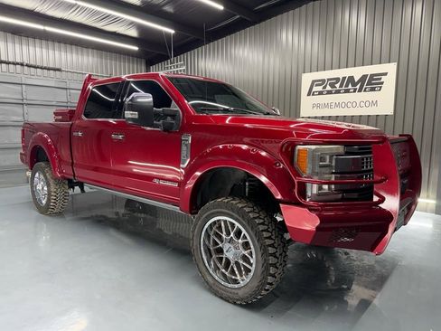 Used 2017 Ford F250 Platinum w/ Platinum Ultimate Package AWD/4WD image 2