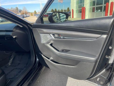 Used 2021 MAZDA MAZDA3 2.5 Turbo Sedan w/Premium Plus image 9