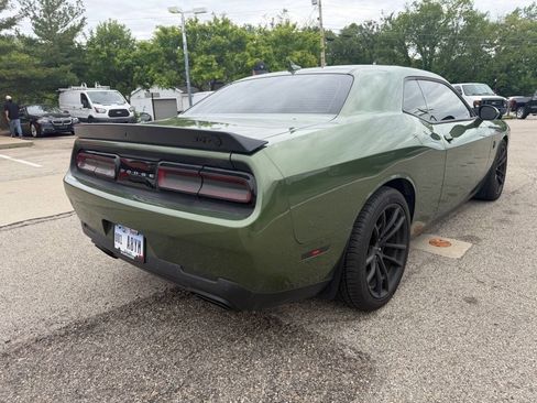 Used 2023 Dodge Challenger SRT Hellcat w/ Driver Convenience Group RWD image 4
