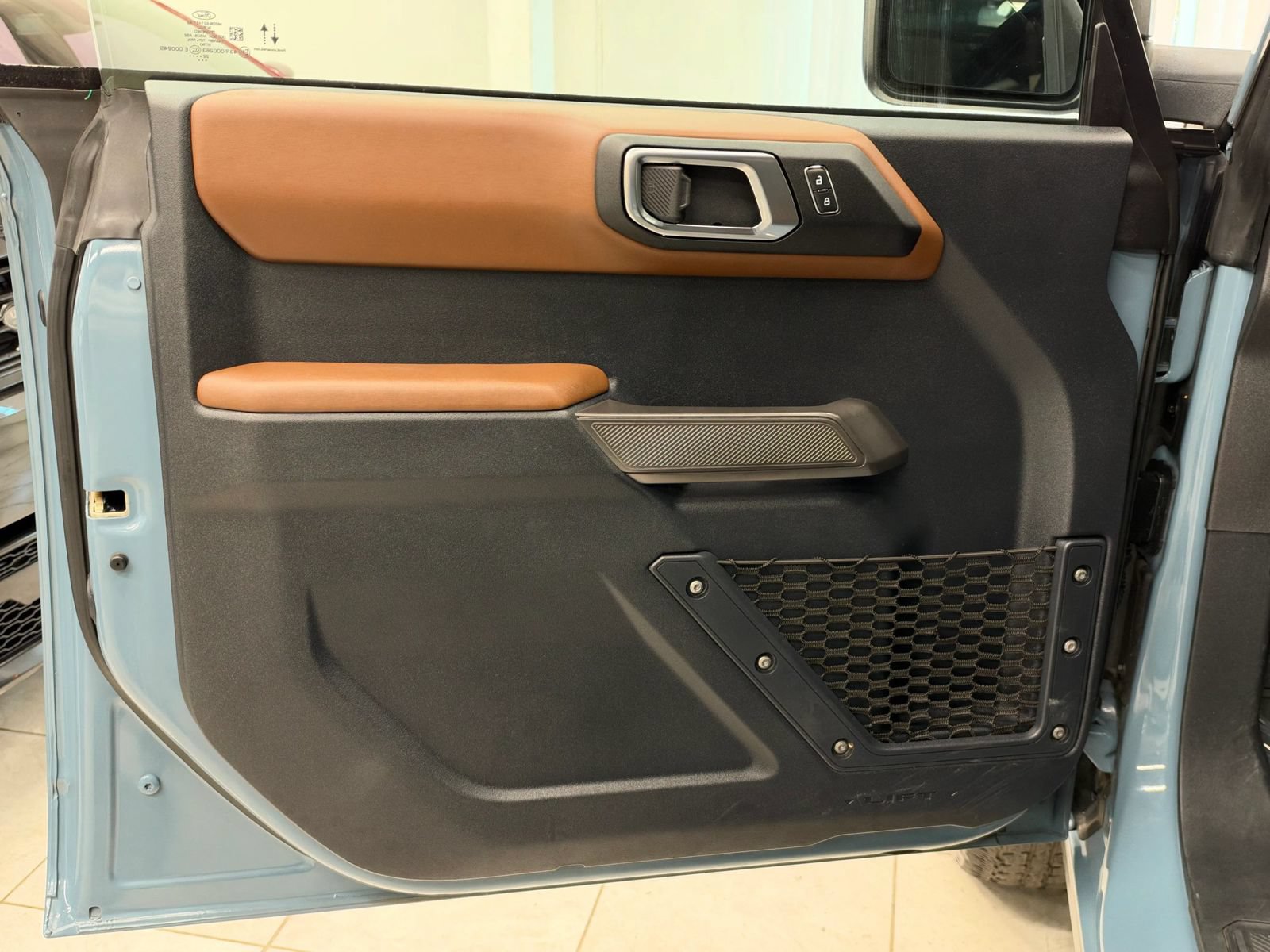 Used 2022 Ford Bronco Outer Banks AWD/4WD image 15