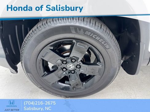 Used 2024 Honda Ridgeline Black Edition image 4