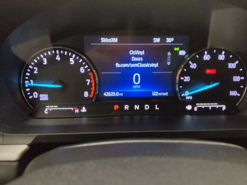 Used 2022 Ford Explorer XLT w/ Equipment Group 202A image 23