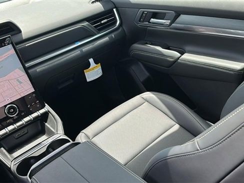 New 2026 GMC Terrain Elevation w/ Elevation Premium Package image 18