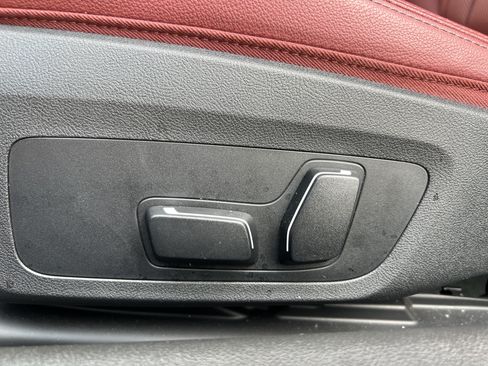 Used 2025 BMW 230i Coupe RWD image 36