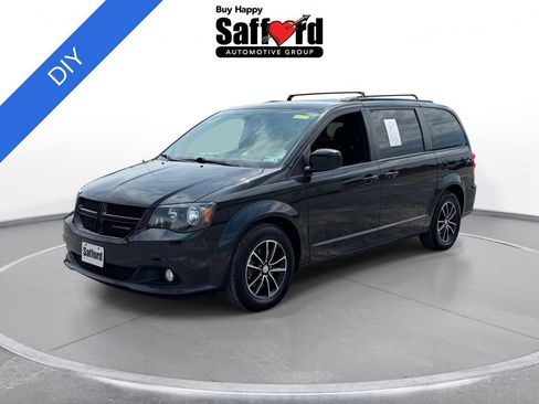 Used 2018 Dodge Grand Caravan GT FWD image 1