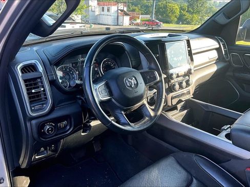 Used 2022 RAM 1500 Laramie AWD/4WD image 5