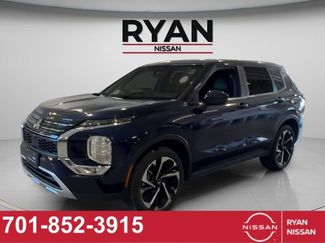 Used 2024 Mitsubishi Outlander SE video 1