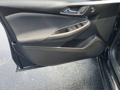 Certified 2017 Chevrolet Cruze LT w/ Convenience Package FWD image 20