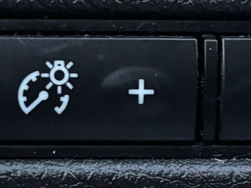 Used 2019 Nissan Rogue S w/ Special Edition Package image 15