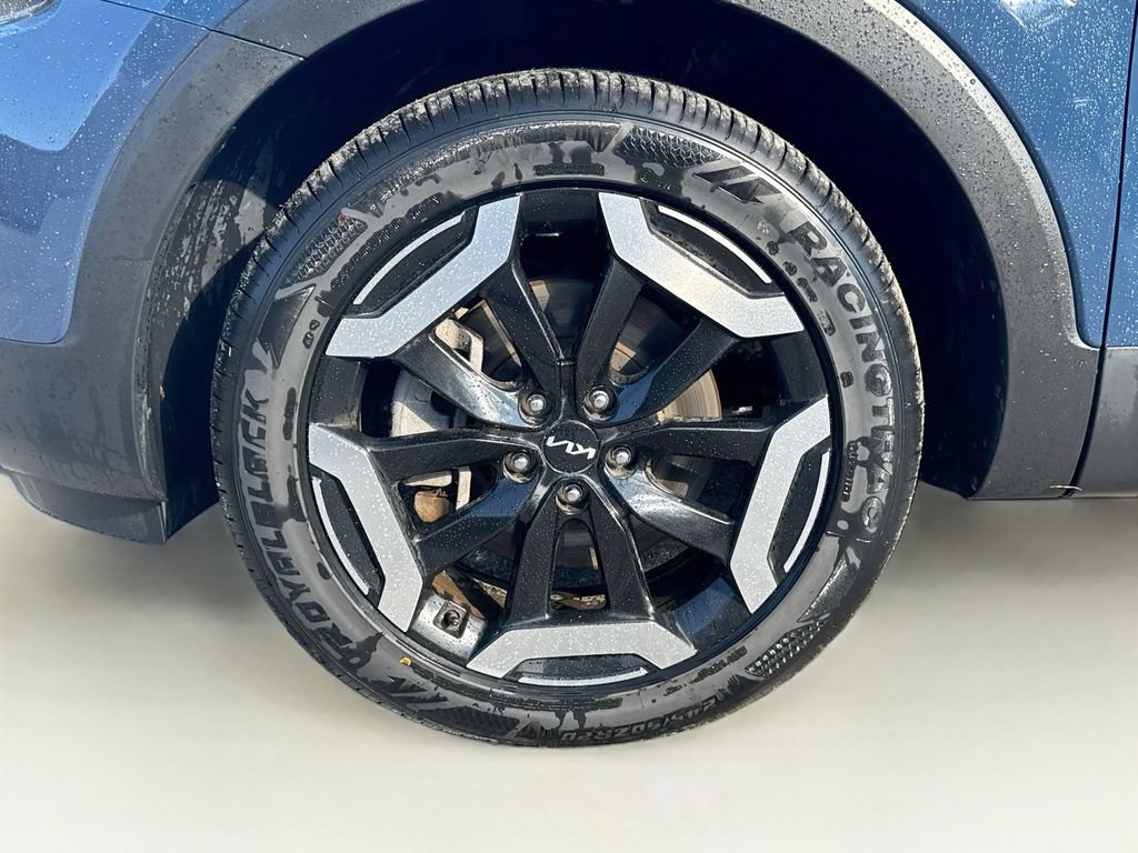 Certified 2024 Kia Telluride S w/ S Sunroof Package AWD/4WD image 30
