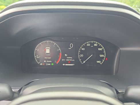 Used 2024 Honda CR-V LX image 18