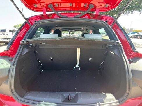 Used 2025 MINI Cooper 2-Door Hardtop FWD image 10